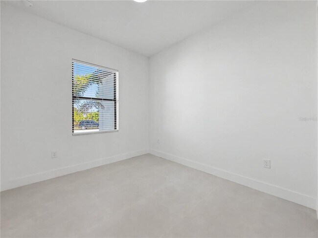 Building Photo - 14687 Lillian Cir