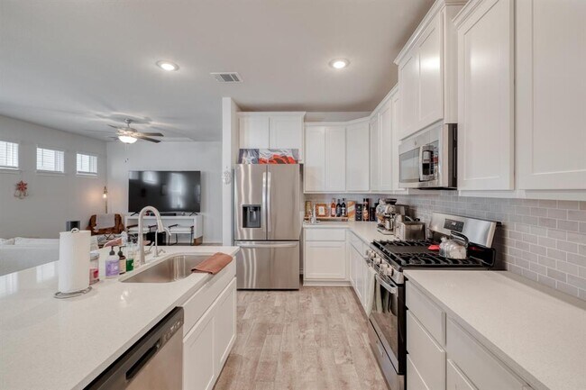 Building Photo - 5313 Mulberry Grove Ln