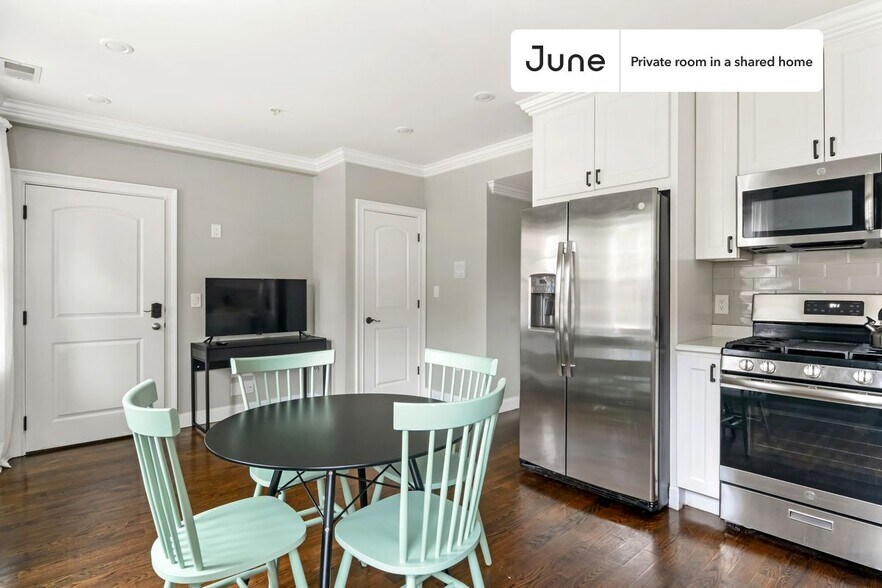 Building Photo - Room in Shared 4 bed/1.5 bath home