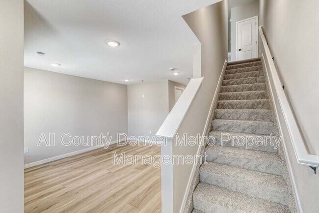 Building Photo - 15312 W 69th Dr