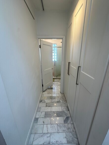 Building Photo - 231 Harvard St