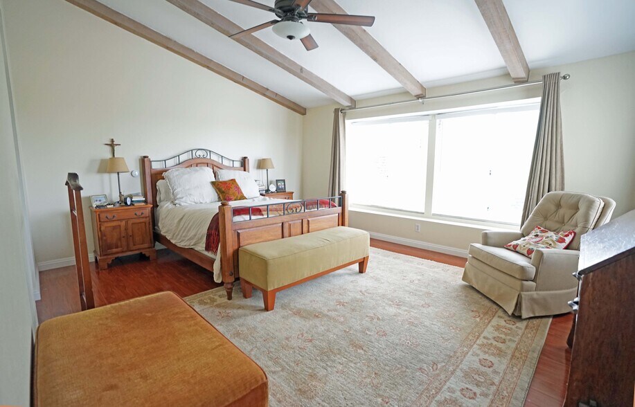 Master Suite - 1206 Valencia Way