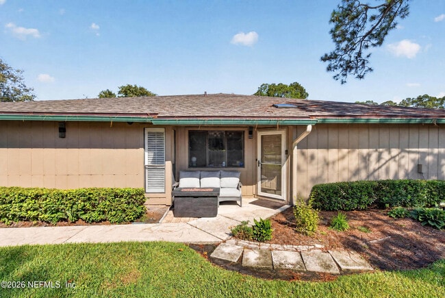 Building Photo - 9351 Arbolita Way