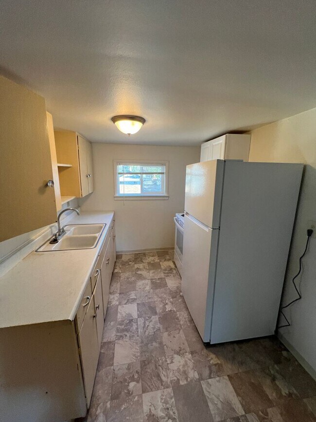 y80916 809 S 16th Ave Yakima WA 98902 Apartment Finder