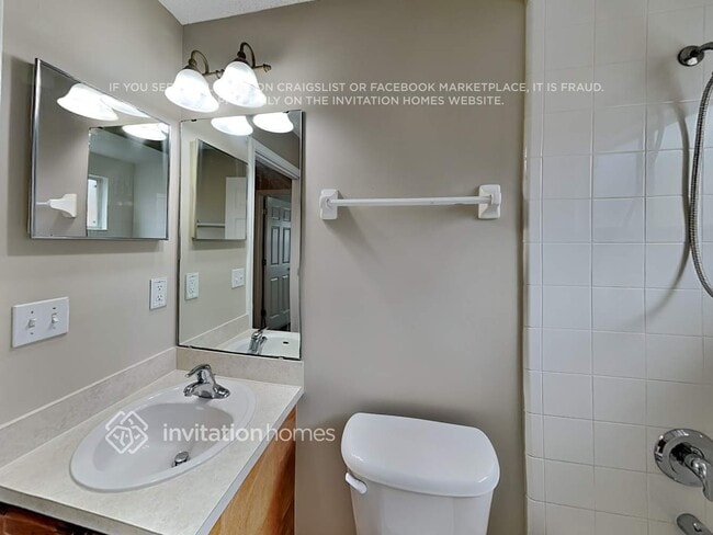 Building Photo - 2915 Majestic Oaks Ln