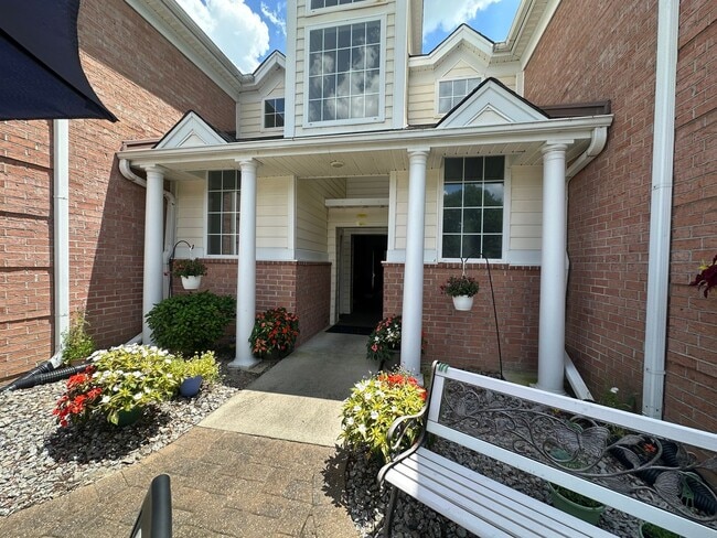 Building Photo - 4304 Lotus Ct