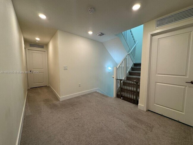 Building Photo - 8364 NW 43rd St