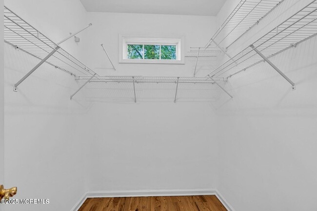 Building Photo - 95 E Parsonage Way