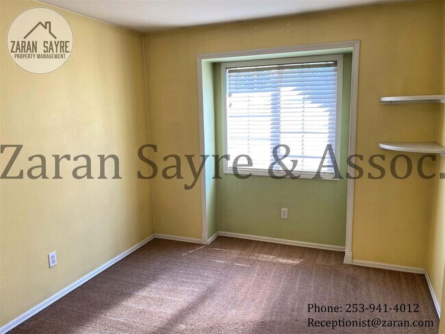 Building Photo - 197- Beautiful air conditioned home on Eas...