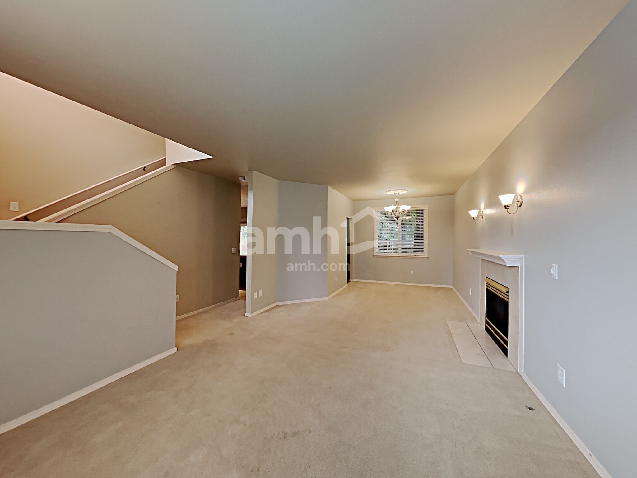 Building Photo - 114 207th St E