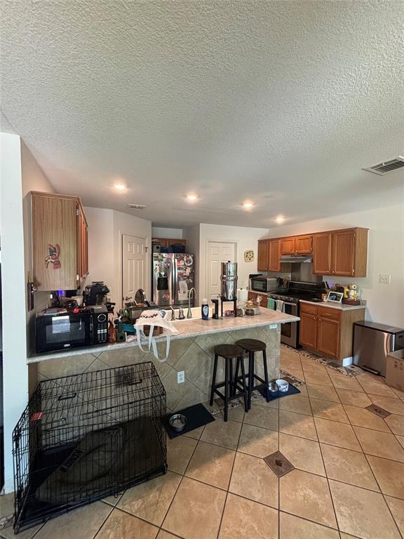 Building Photo - 1200 Tetbury Ln