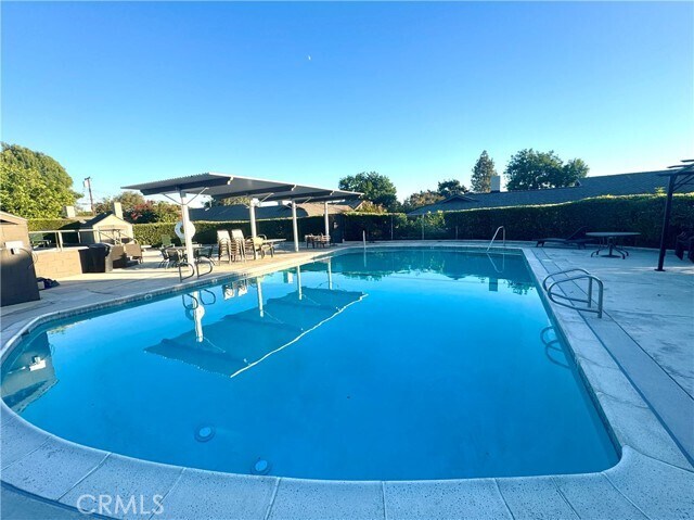 Building Photo - 143 Marywood Ave