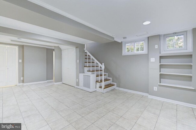 Building Photo - 4307 Fessenden St NW