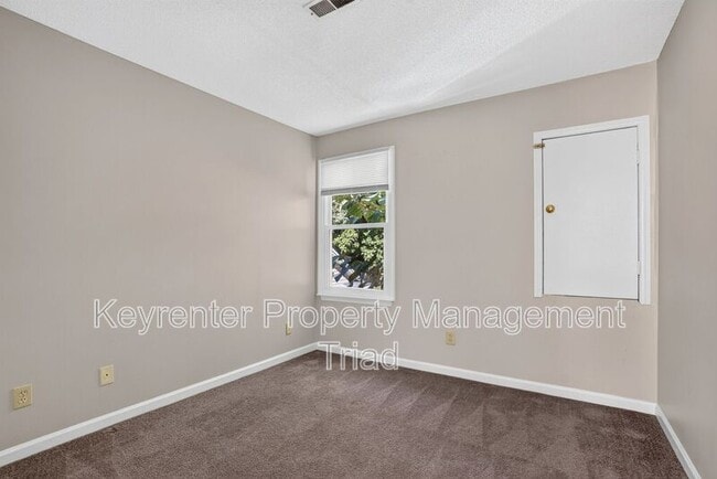 Building Photo - 3607 McCuiston Rd