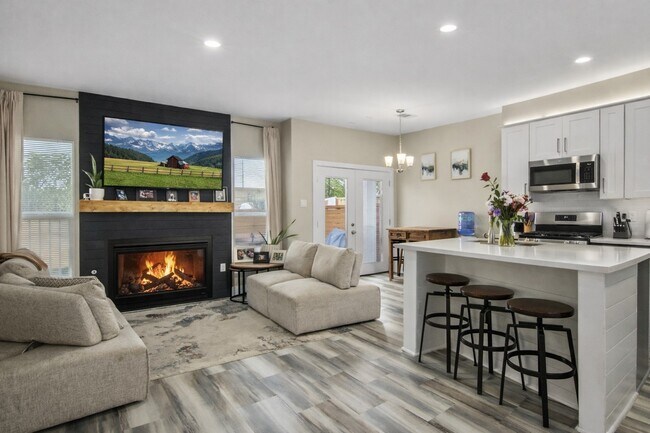 Building Photo - 5417 Texas St