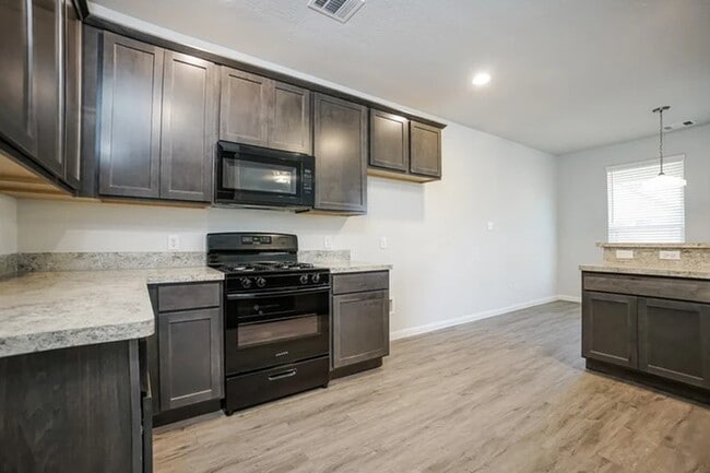 Building Photo - 30611 Lavender Trace Dr
