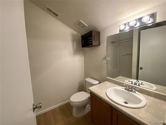 Building Photo - 2119 Falkirk Dr