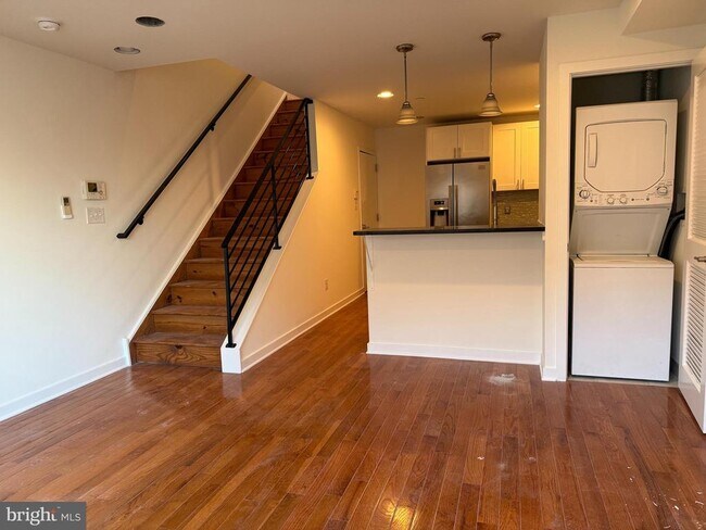 Building Photo - 1234 S 17th St