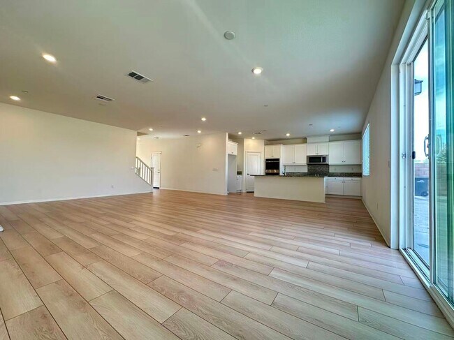 Building Photo - 4837 S Jordan Ave