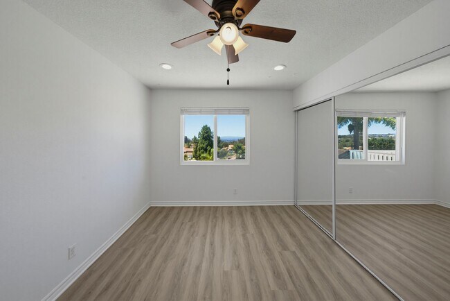 Building Photo - GORGEOUS VIEWS of Anahiem Hills