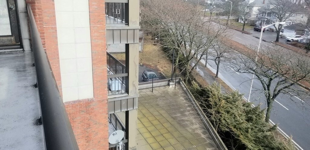 Building Photo - 90 Quincy Shore Dr