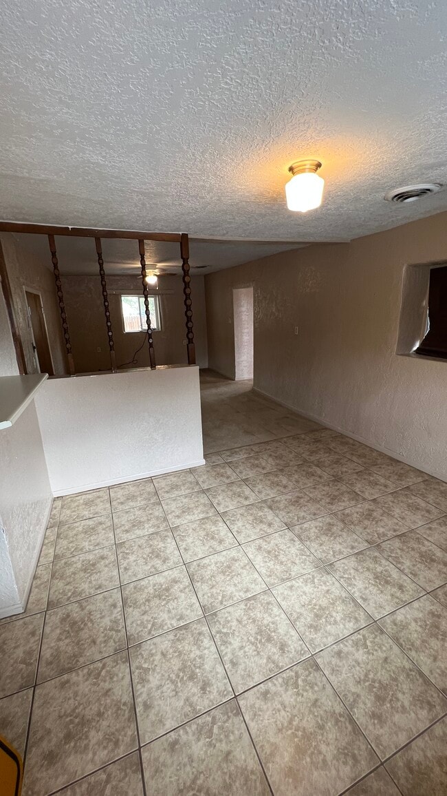 Building Photo - 2784 NM-47