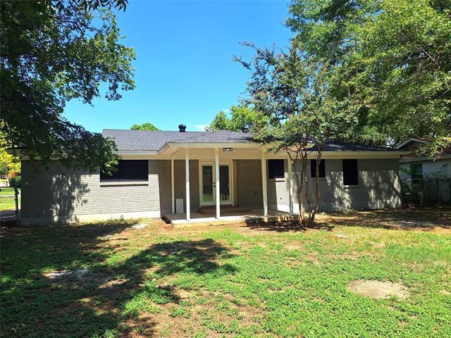 Building Photo - 8100 Cross Dr