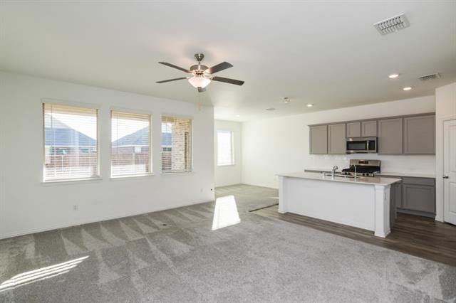 Building Photo - 1840 Da Vinci Dr