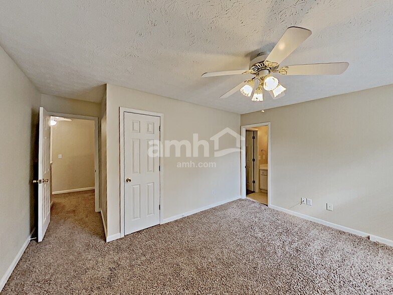 Building Photo - 1714 English Ivey Ln