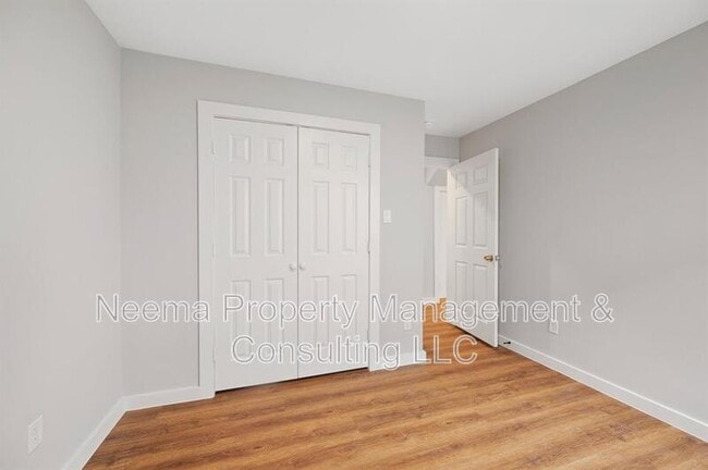 Building Photo - 8715 Bertwood St