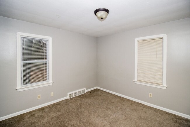 Building Photo - 11702 Ridge Rd