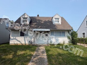 Building Photo - 3 bed 1 bath home