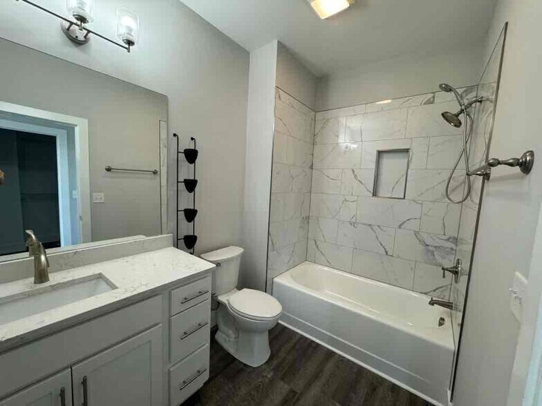 Building Photo - 1609 Fagan St