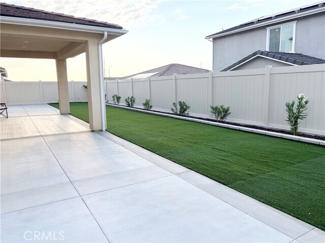 Building Photo - 26788 Bermudez St