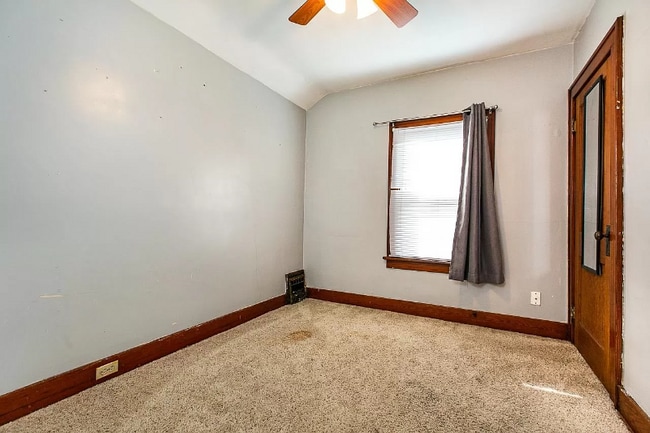 Building Photo - 1810 Loras Blvd