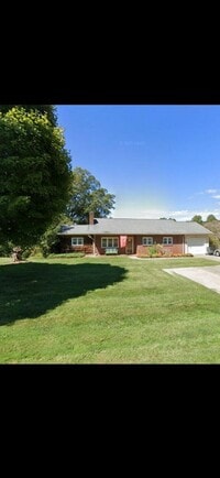 Building Photo - 4501 Mountain View Rd