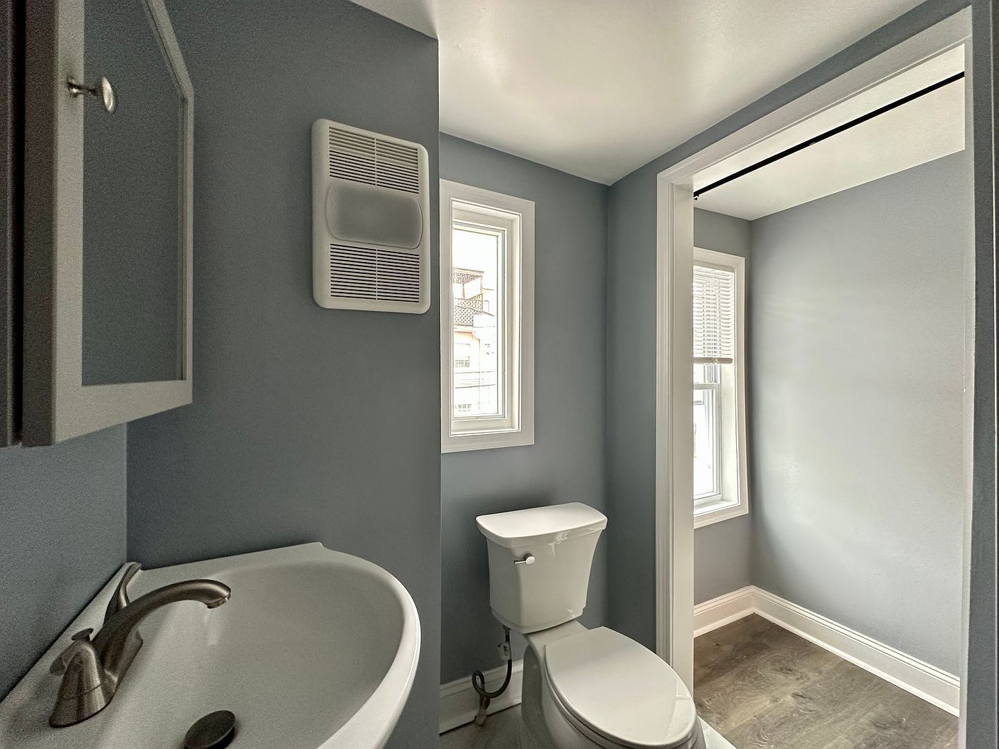 Building Photo - 3007 Laurel Hill Ct