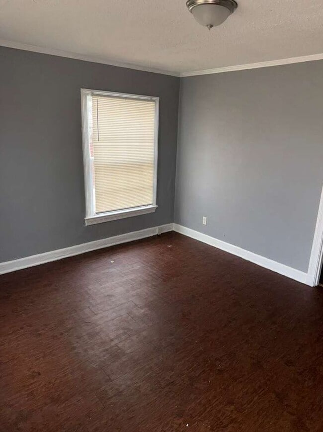 Building Photo - SECTION 8 APPROVED - Now Available for Lease – 3 Bed / 2 Bath Home