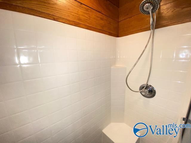 Building Photo - 93 Mountain View Dr