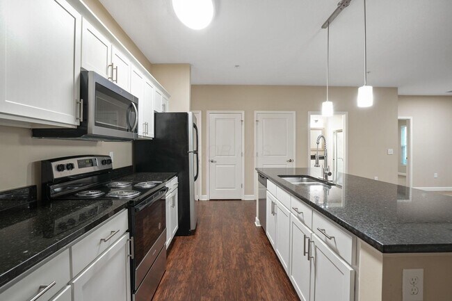 Building Photo - 5119 Foxtail Pine St