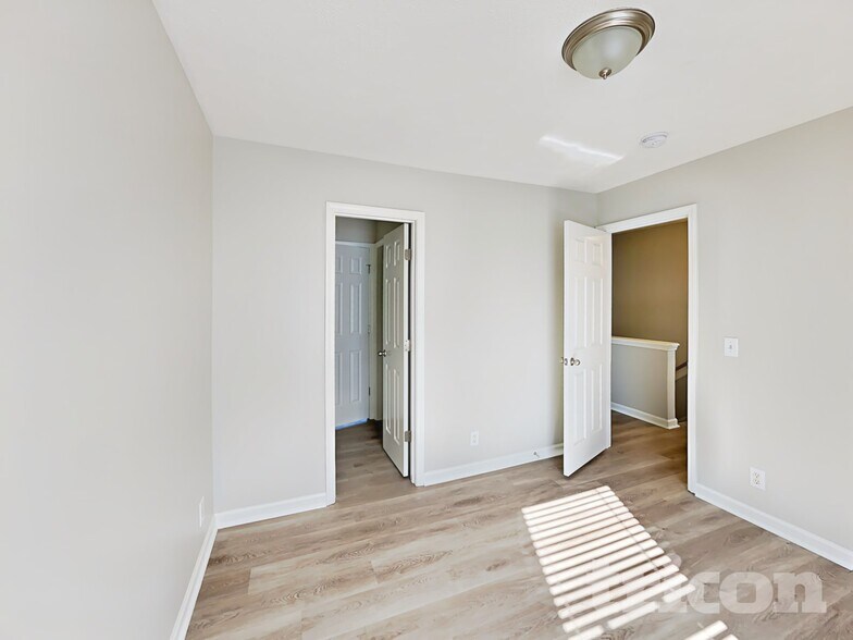 Building Photo - 3336 Cain Harbor Dr