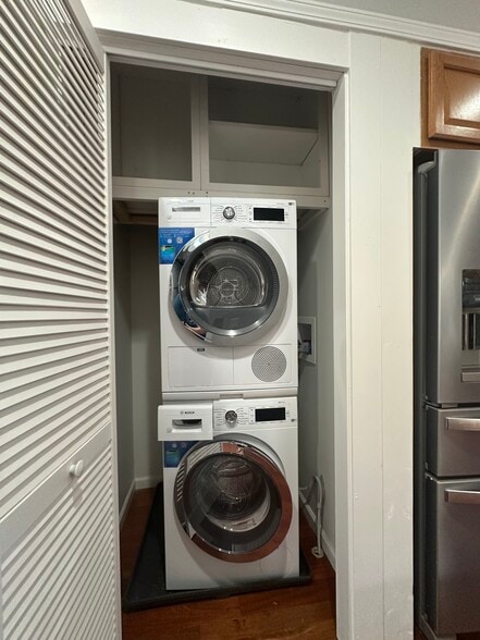 Washer and Dryer - 2216 W Belmont Ave