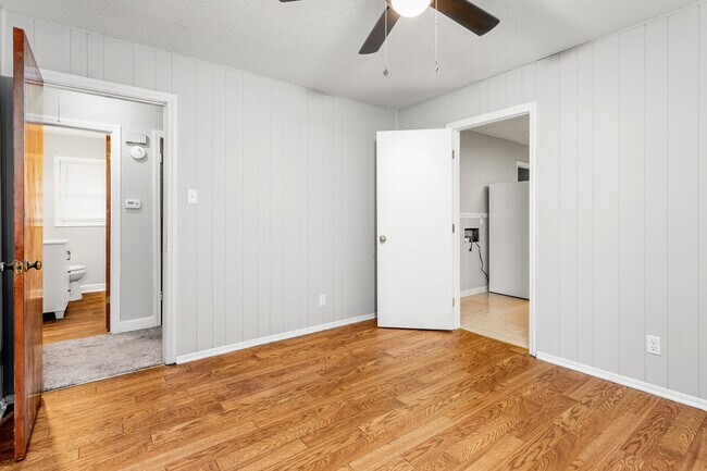 Building Photo - 345 Hale St