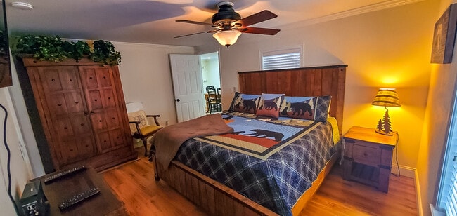 Building Photo - 135 Freedom Trail