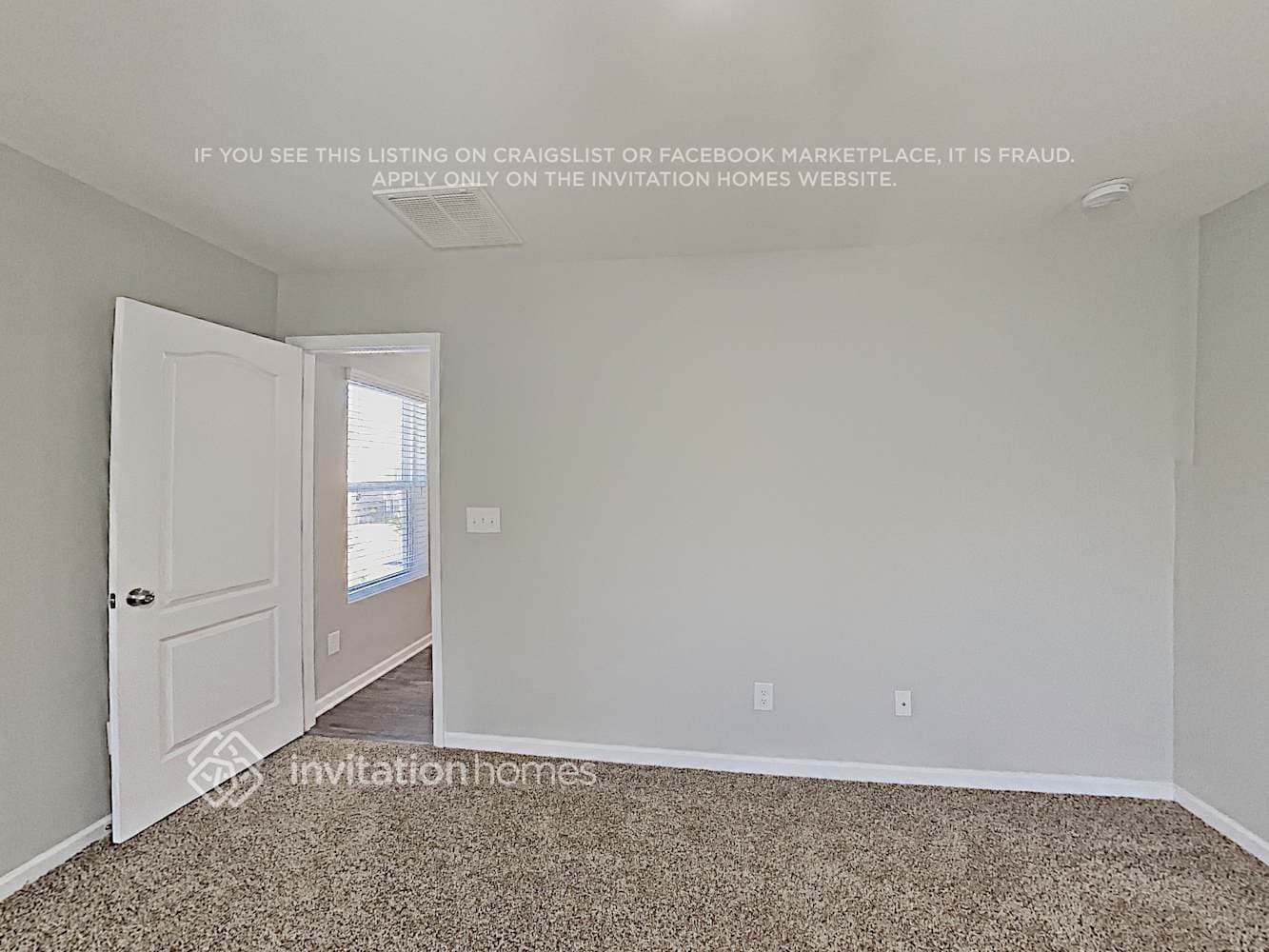 Building Photo - 9238 Magnolia Lily Ave