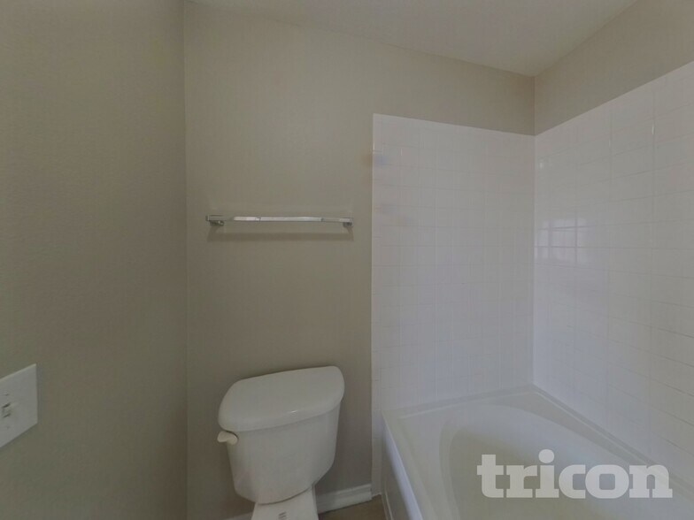 Building Photo - 5119 Chaise Dr