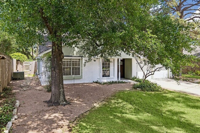 Building Photo - 9214 Grandview Park Dr