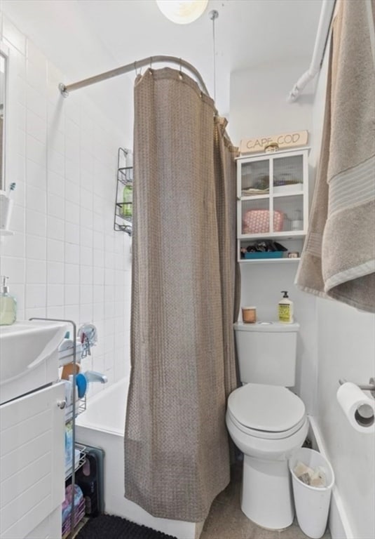 Building Photo - 73 Revere St