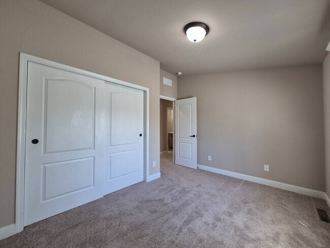 Building Photo - 4240 Hoopa Path