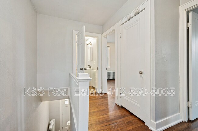 Building Photo - 139 Sumner Ave